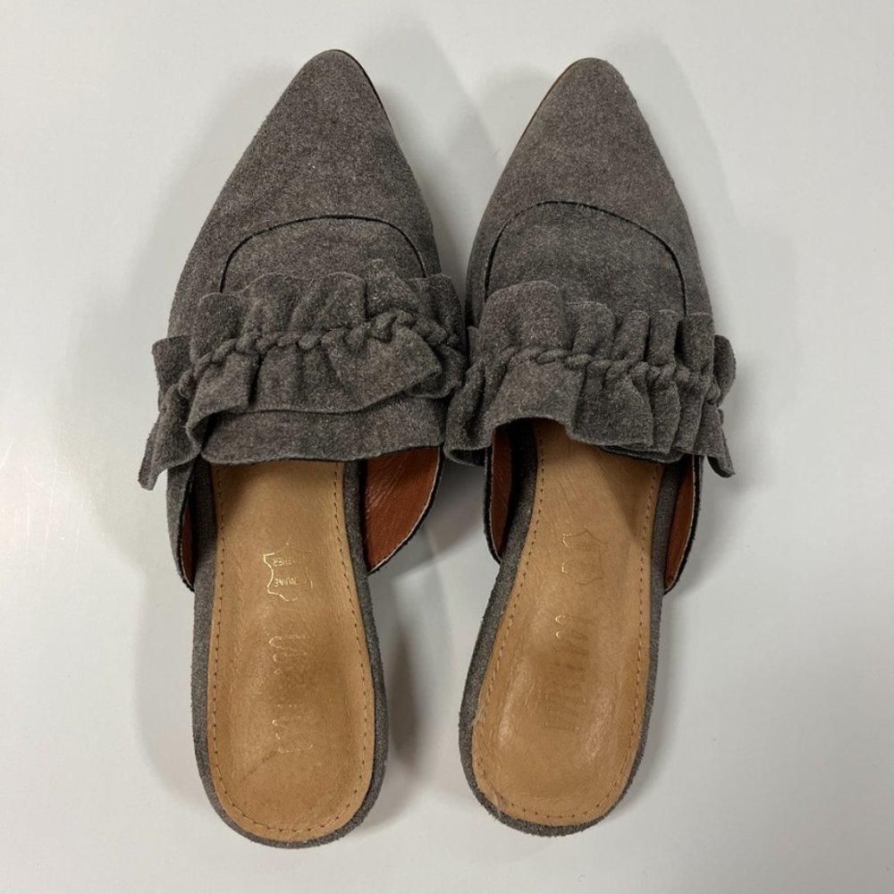 Mi.Mi Rebecca Vegan Suede Ruffle Pointed Toe Mules Size 7